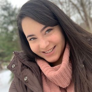 Meet your Posher, Amber